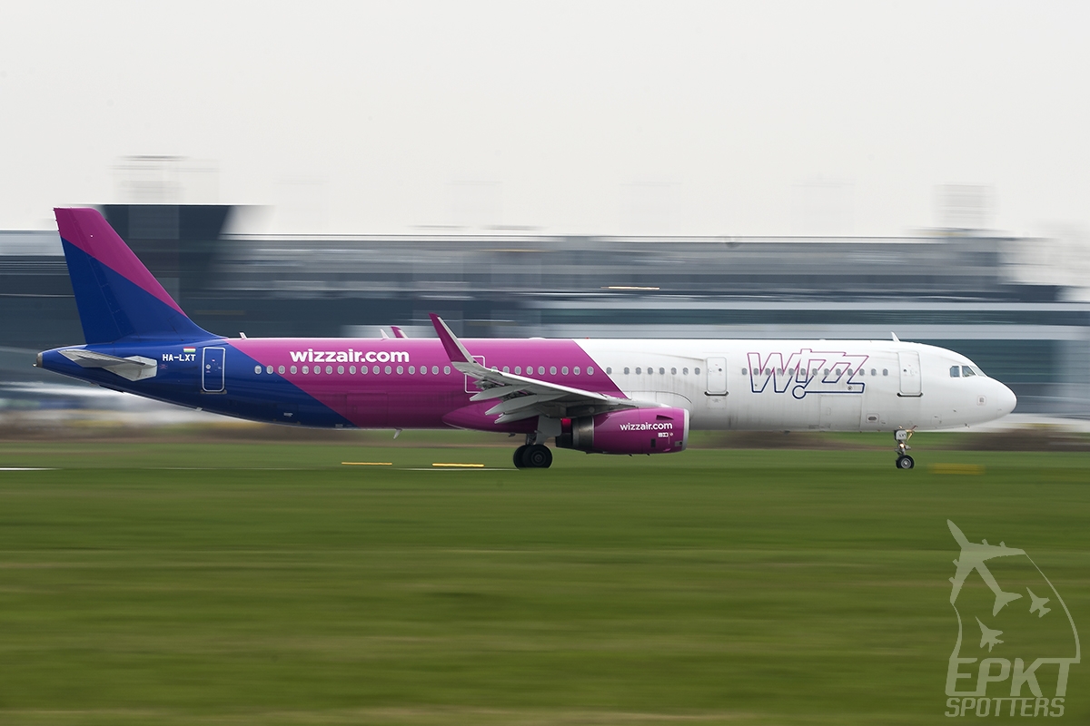 HA-LXT - Airbus A321 -231(WL) (Wizz Air) / Balice - Krakow Poland [EPKK/KRK]