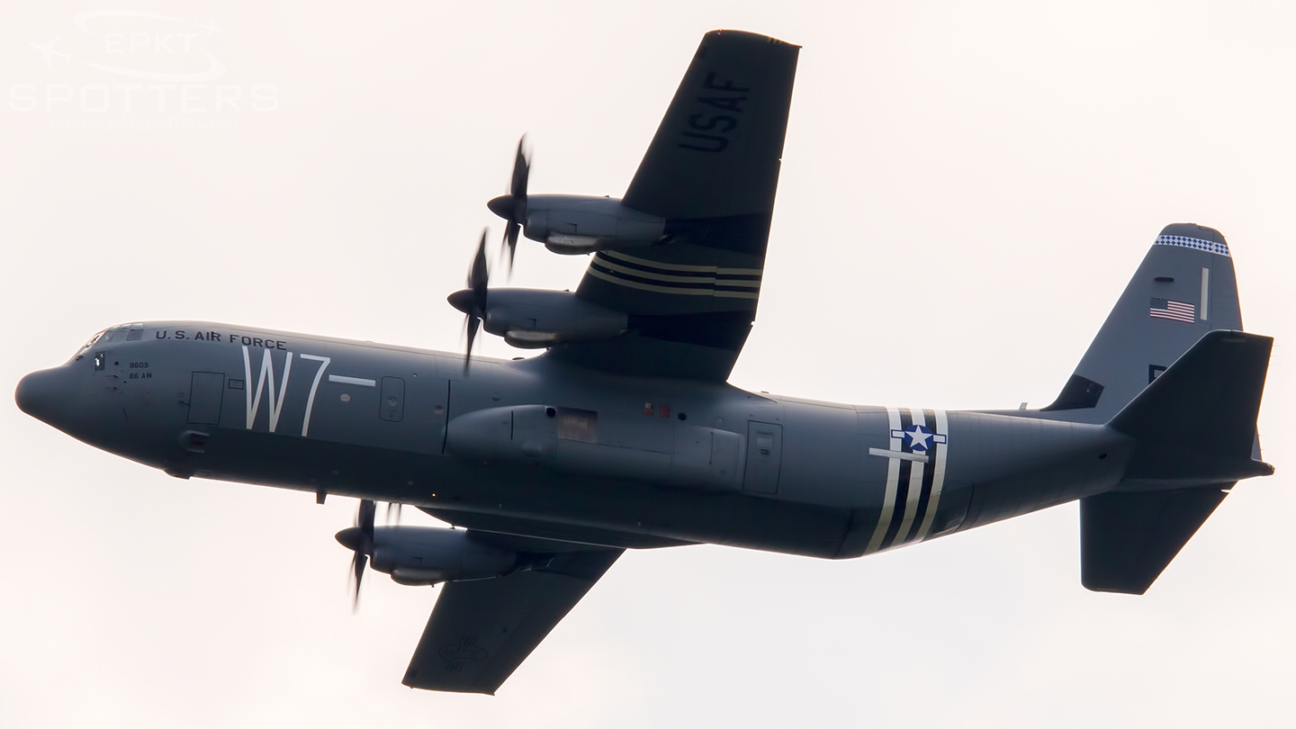 07-8609 - Lockheed C-130 J-30 Hercules (United States - US Air Force (USAF)) / Other location - Pustynia Błędowska Poland [/]