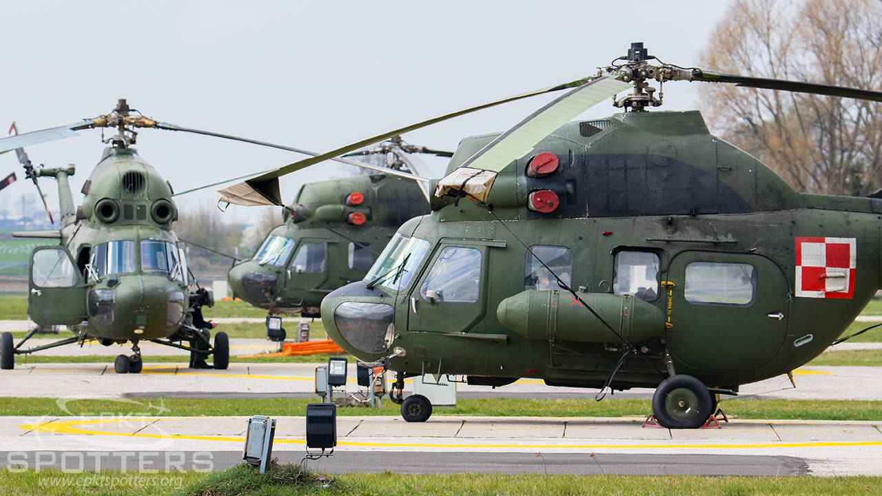 5243 - Mil Mi-2  (Poland - Army) / Inowroclaw Military Air Base - Inowrocław Poland [EPIR/]