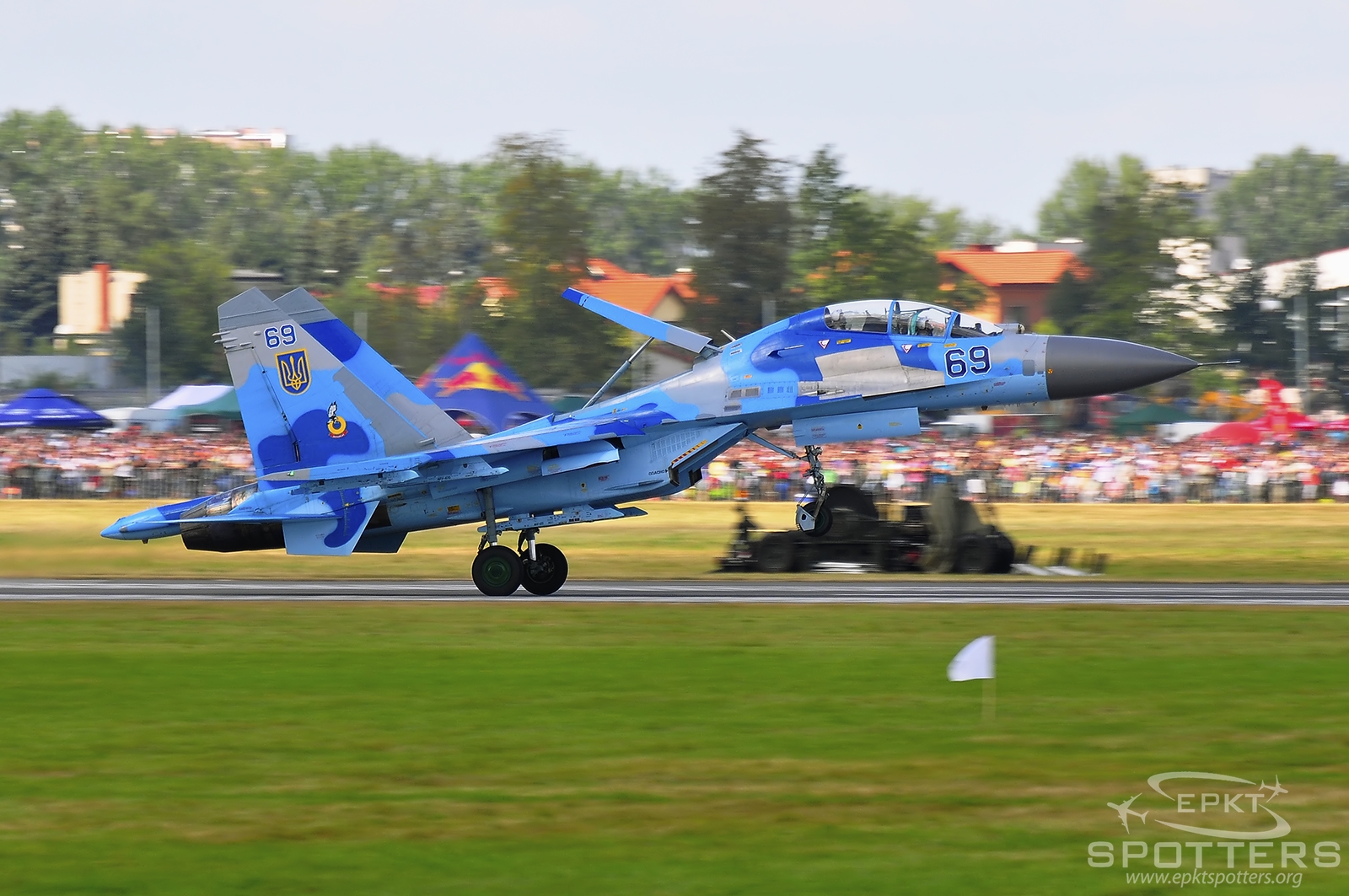 69 - Sukhoi Su-27 UB Flanker C (Ukraine - Air Force) / Radom - Radom Poland [EPRA/RDO]