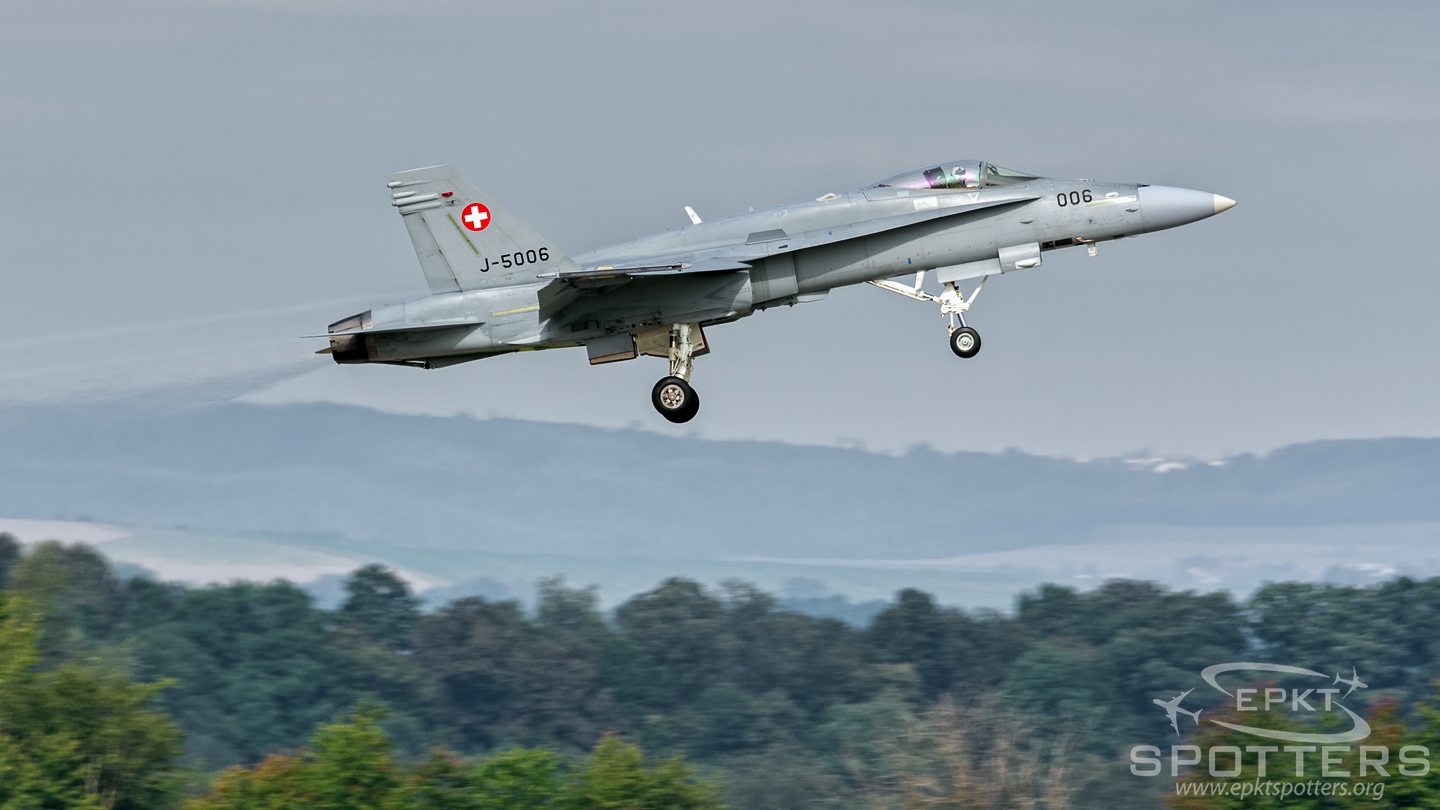 J-5006 - McDonnell Douglas F-18 C Hornet (Switzerland - Air Force) / Leos Janacek Airport - Ostrava Czech Republic [LKMT/OSR]