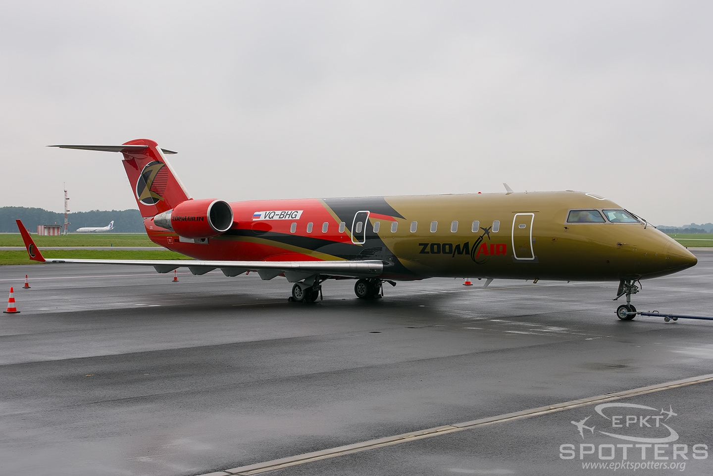 VQ-BHG - Bombardier CRJ -200LR (Zoom Airlines) / Leos Janacek Airport - Ostrava Czech Republic [LKMT/OSR]