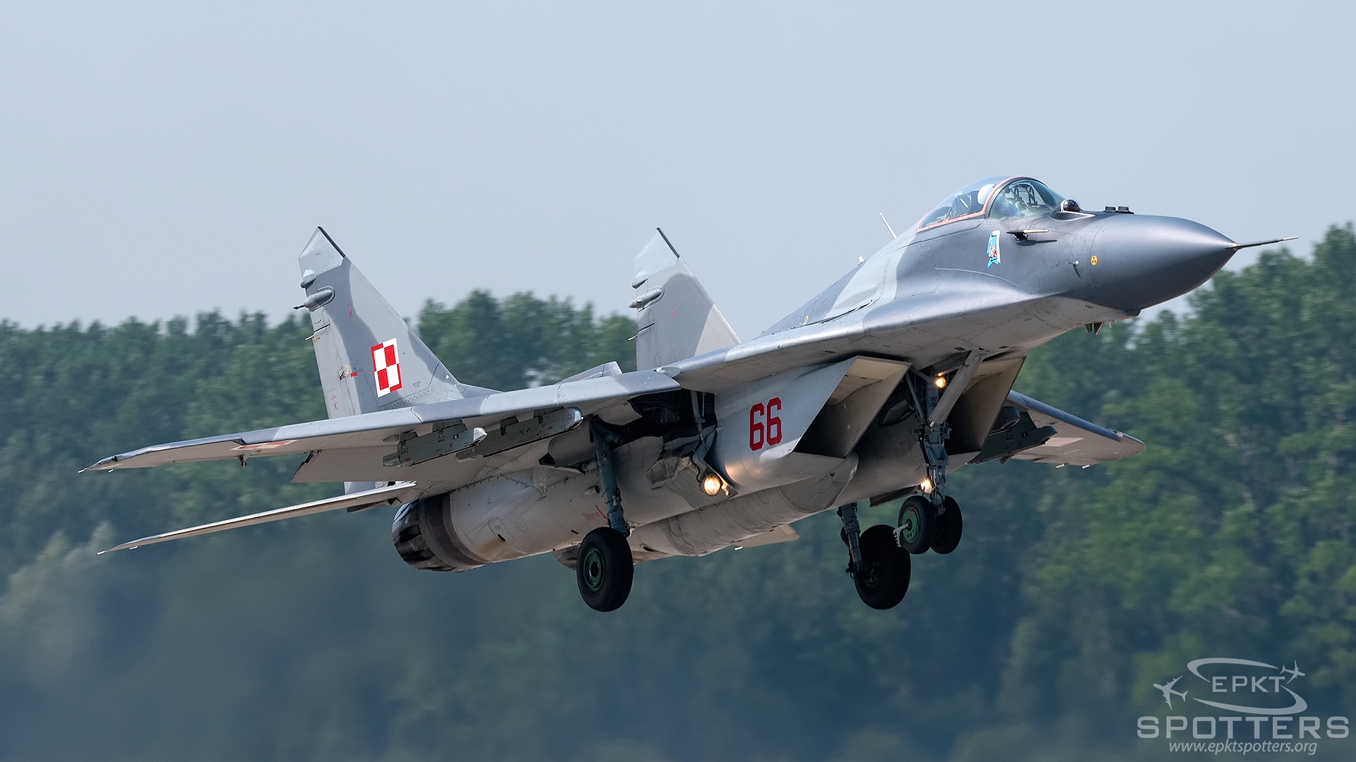 66 - Mikoyan Gurevich MiG-29 A Fulcrum (Poland - Air Force) / 23 Baza Lotnictwa Taktycznego - Minsk Mazowiecki Poland [EPMM/]