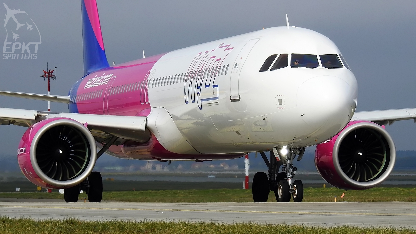 HA-LVT - Airbus A321 -271NX (Wizz Air) / Pyrzowice - Katowice Poland [EPKT/KTW]