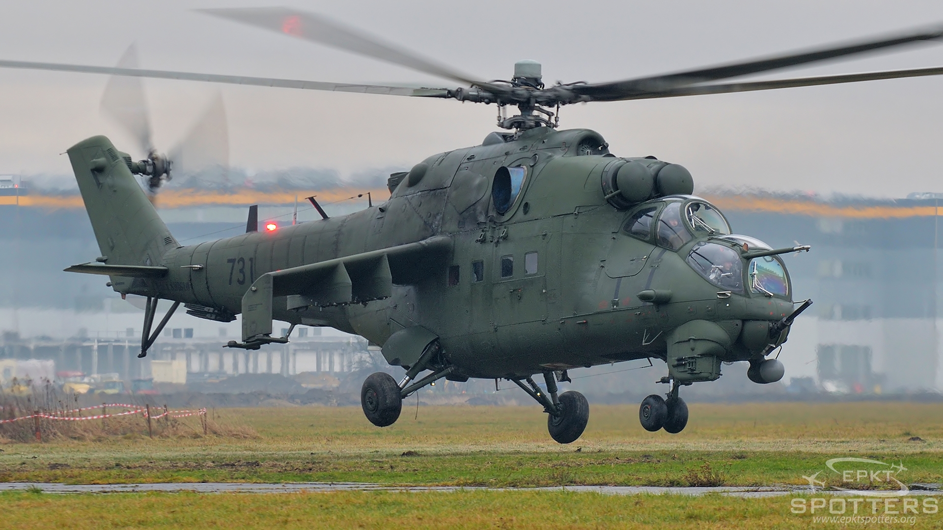 731 - Mil Mi-24 V Hind E (Poland - Army) / Gliwice - Gliwice Poland [EPGL/]