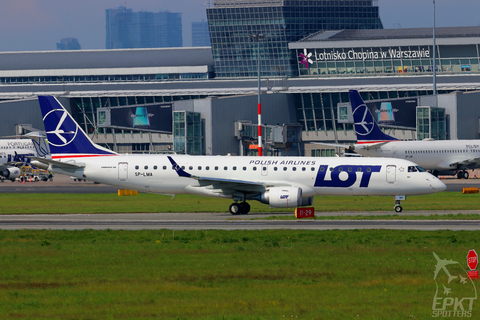 SP-LMA - Embraer 190 -100STD (LOT Polish Airlines) / Chopin / Okecie - Warsaw Poland [EPWA/WAW]