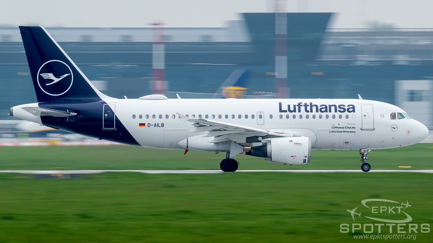 D-AILB - Airbus A319 -114 (Lufthansa) / Balice - Krakow Poland [EPKK/KRK]