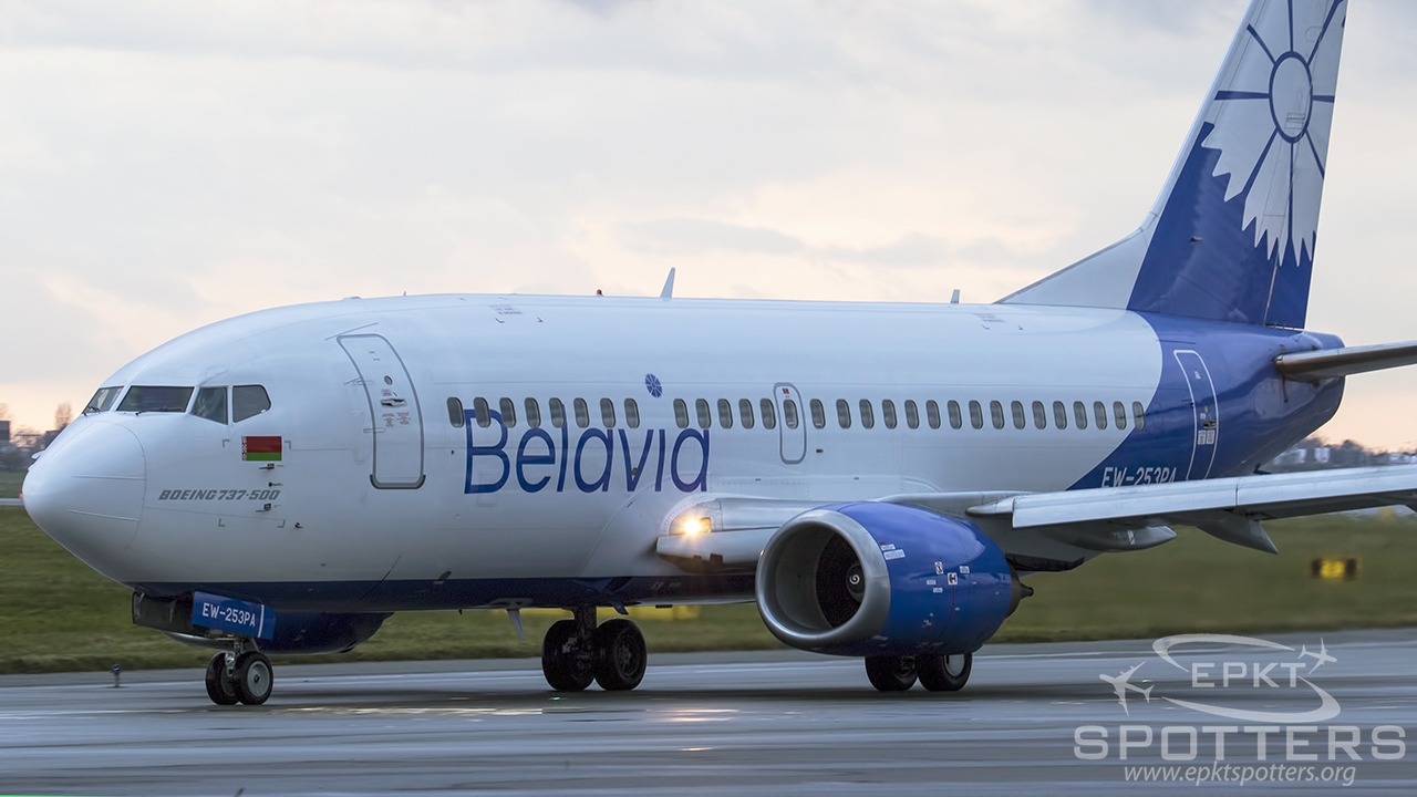 EW-253PA - Boeing 737 -524 (Belavia Belarusian Airlines) / Chopin / Okecie - Warsaw Poland [EPWA/WAW]