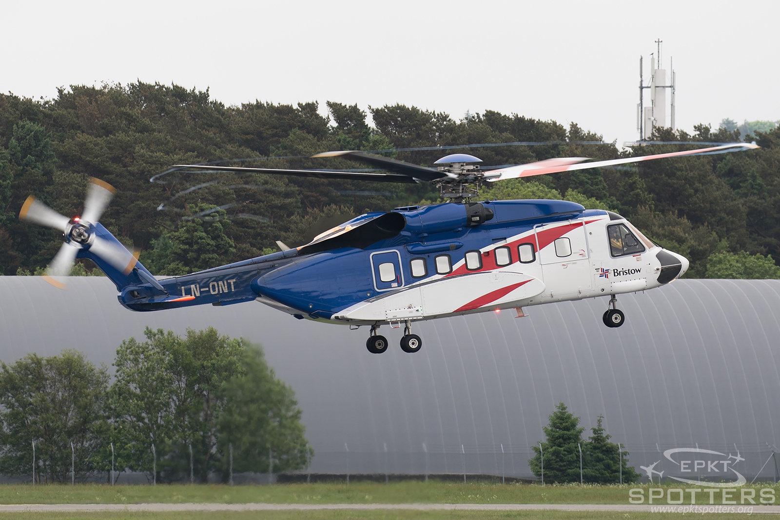 LN-ONT - Sikorsky S-92 A Helibus (Bristow Helicopters) / Sola - Stavanger Norway [ENZV/SVG ]