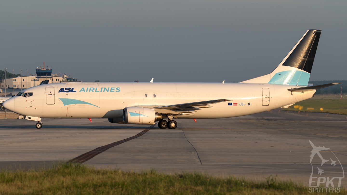 OE-IBI - Boeing 737 -490F (ASL Airlines Belgium) / Pyrzowice - Katowice Poland [EPKT/KTW]