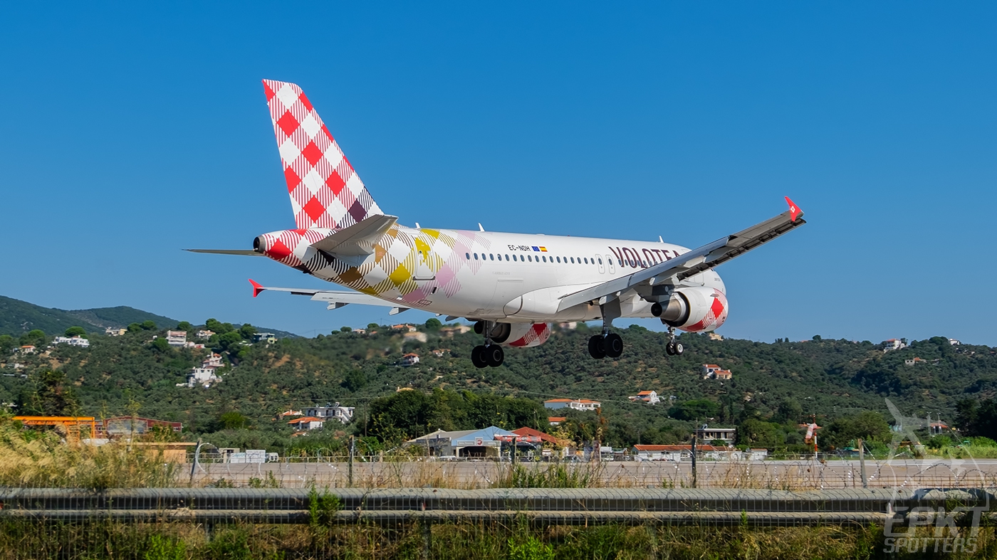 EC-NDH - Airbus A319 -112 (Volotea Airlines) / Alexandros Papadiamantis - Skiathos Greece [LGSK/JSI]
