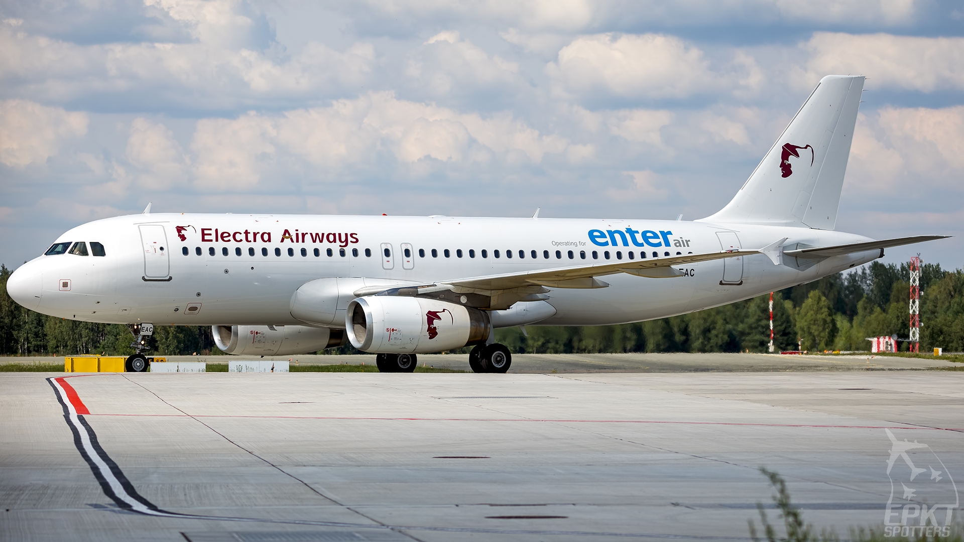 LZ-EAC - Airbus A320 -232 (EnterAir (Electra Airways)) / Pyrzowice - Katowice Poland [EPKT/KTW]