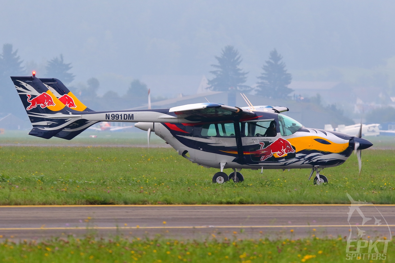 N991DM - Cessna 337 D Super Skymaster (The Flying Bulls) / Zeltweg - Zeltweg Austria [LOXZ/]