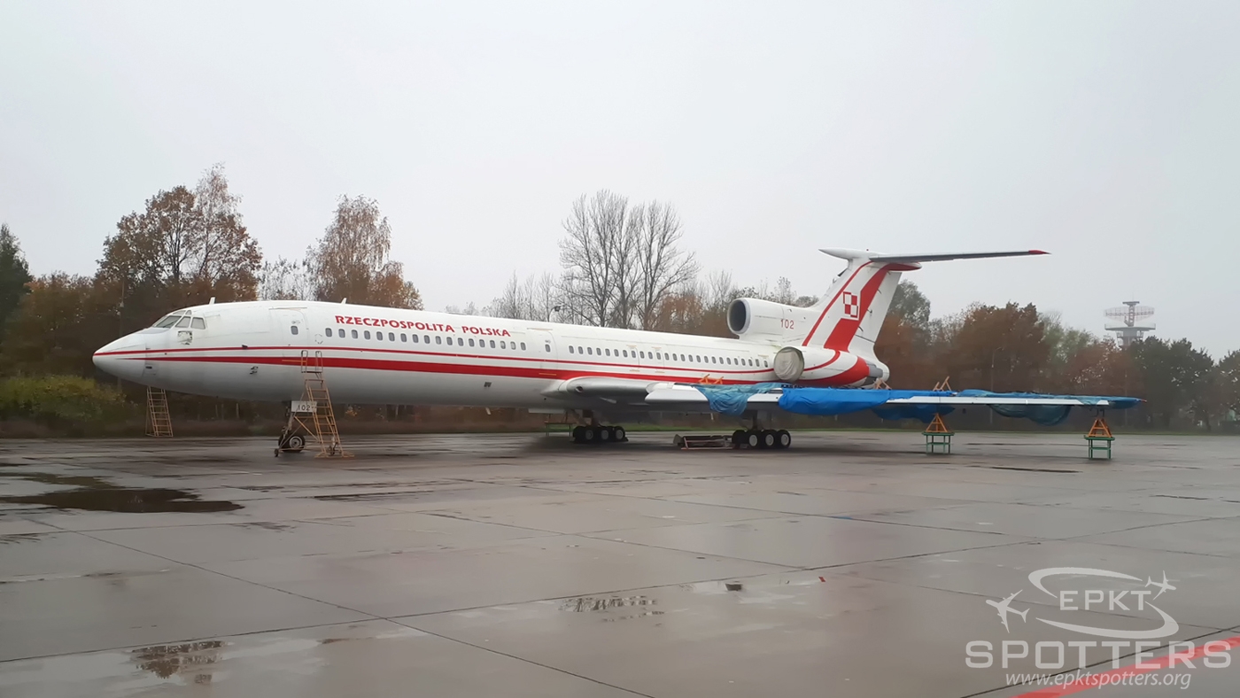 102 - Tupolev Tu-154 M (Poland - Air Force) / 23 Baza Lotnictwa Taktycznego - Minsk Mazowiecki Poland [EPMM/]
