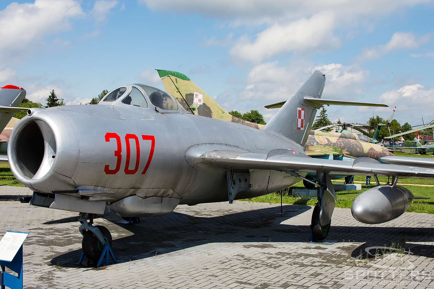 307 - PZL-Mielec Lim-2  (Poland - Air Force) / Deblin - Deblin Poland [EPDE/]