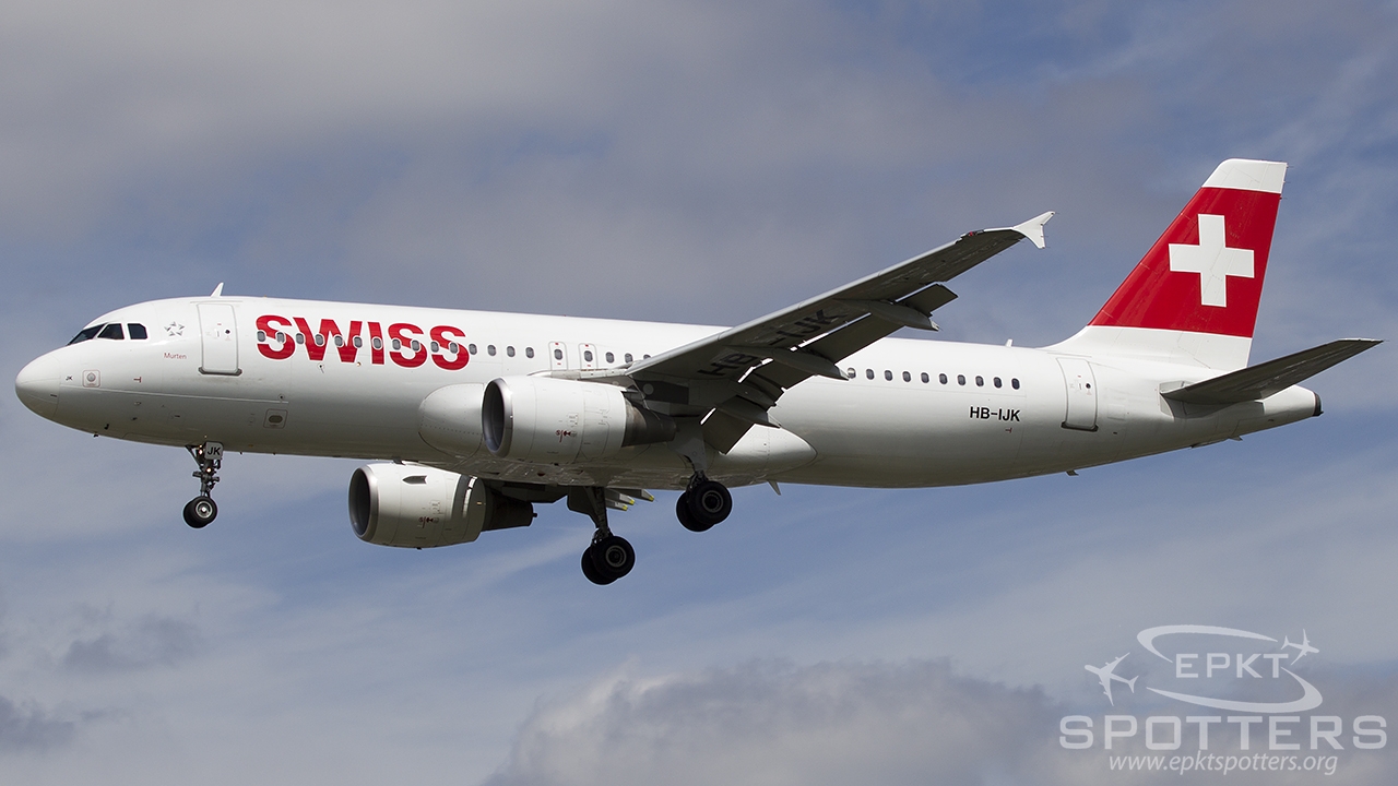 HB-IJK - Airbus A320 -214 (Swiss International Air Lines) / Heathrow - London United Kingdom [EGLL/LHR]