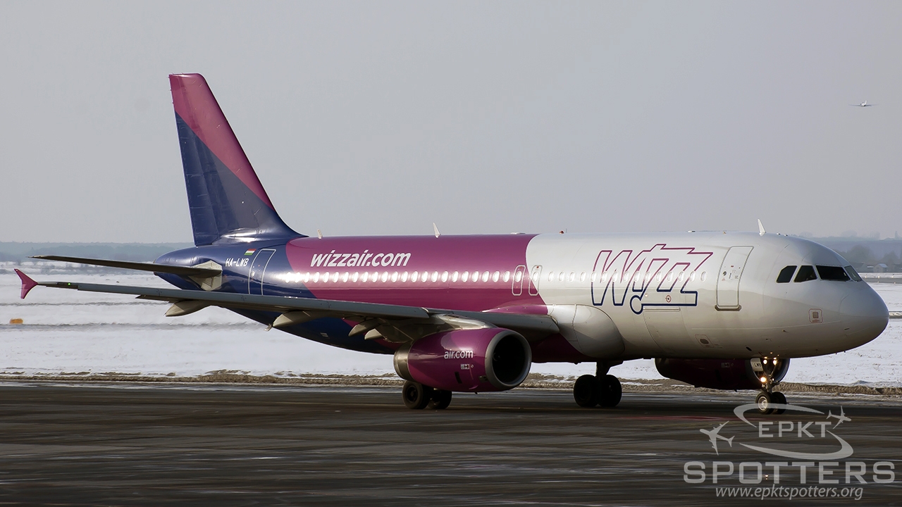 HA-LWB - Airbus A320 -232 (Wizz Air) / Pyrzowice - Katowice Poland [EPKT/KTW]