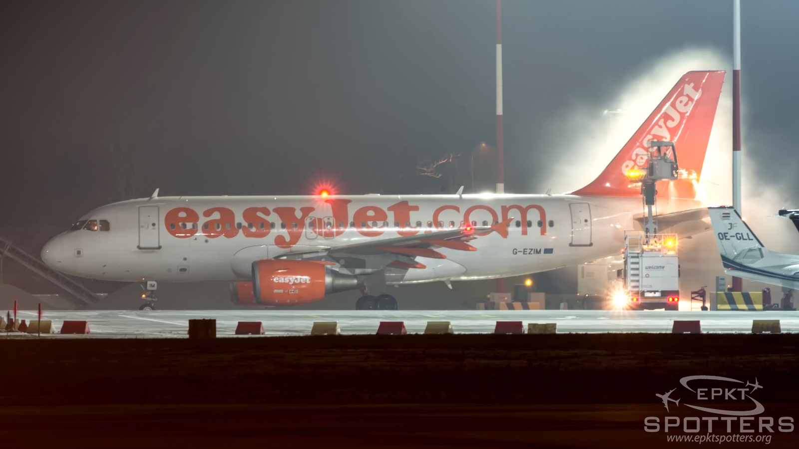 G-EZIM - Airbus A319 -111 (easyJet) / Balice - Krakow Poland [EPKK/KRK]
