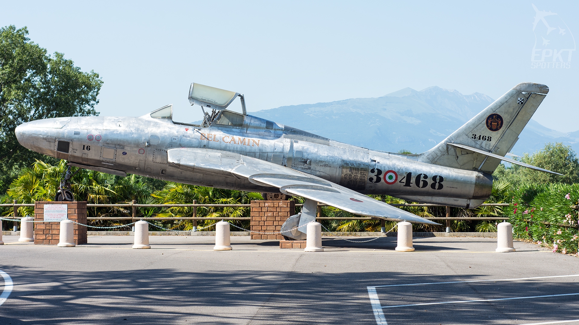 MM527471 - Republic RF-84F Thunderflash (Italy - Air Force) / Other location - Bussolengo Italy [/]
