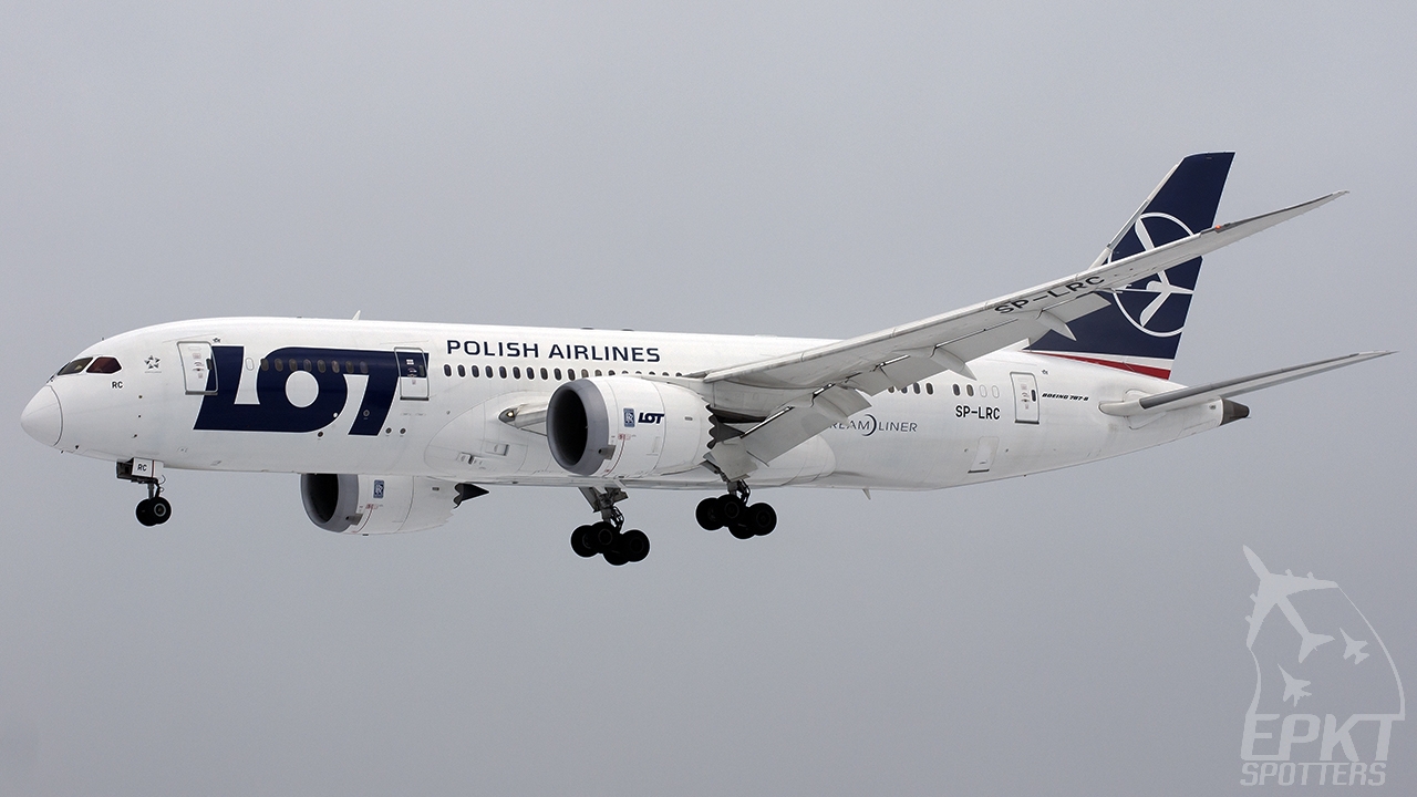 SP-LRC - Boeing 787 -85D Dreamliner (LOT Polish Airlines) / Pyrzowice - Katowice Poland [EPKT/KTW]