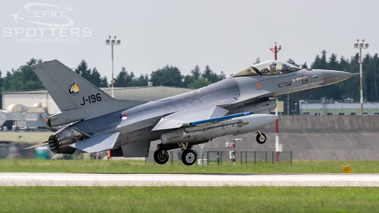 J-196 - General Dynamics (Fokker) F-16 AM Fighting Falcon   (Netherlands - Royal Air Force) / Krzesiny - Poznan Poland [EPKS/]