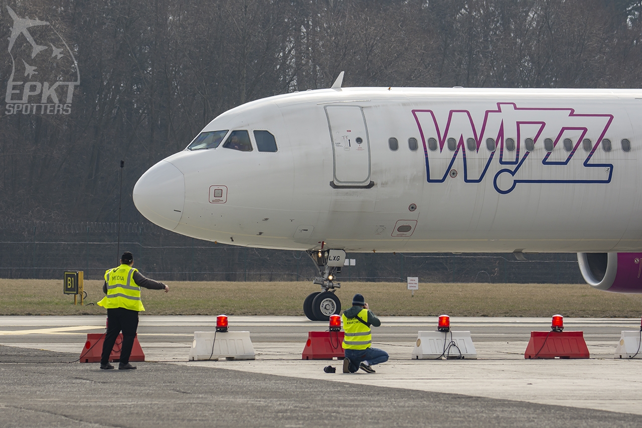 HA-LXG - Airbus A321 -231(WL) (Wizz Air) / Balice - Krakow Poland [EPKK/KRK]