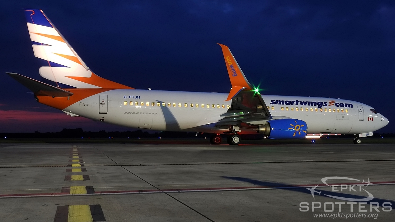 C-FTJH - Boeing 737 -8BK (Sunwing Airlines) / Pyrzowice - Katowice Poland [EPKT/KTW]