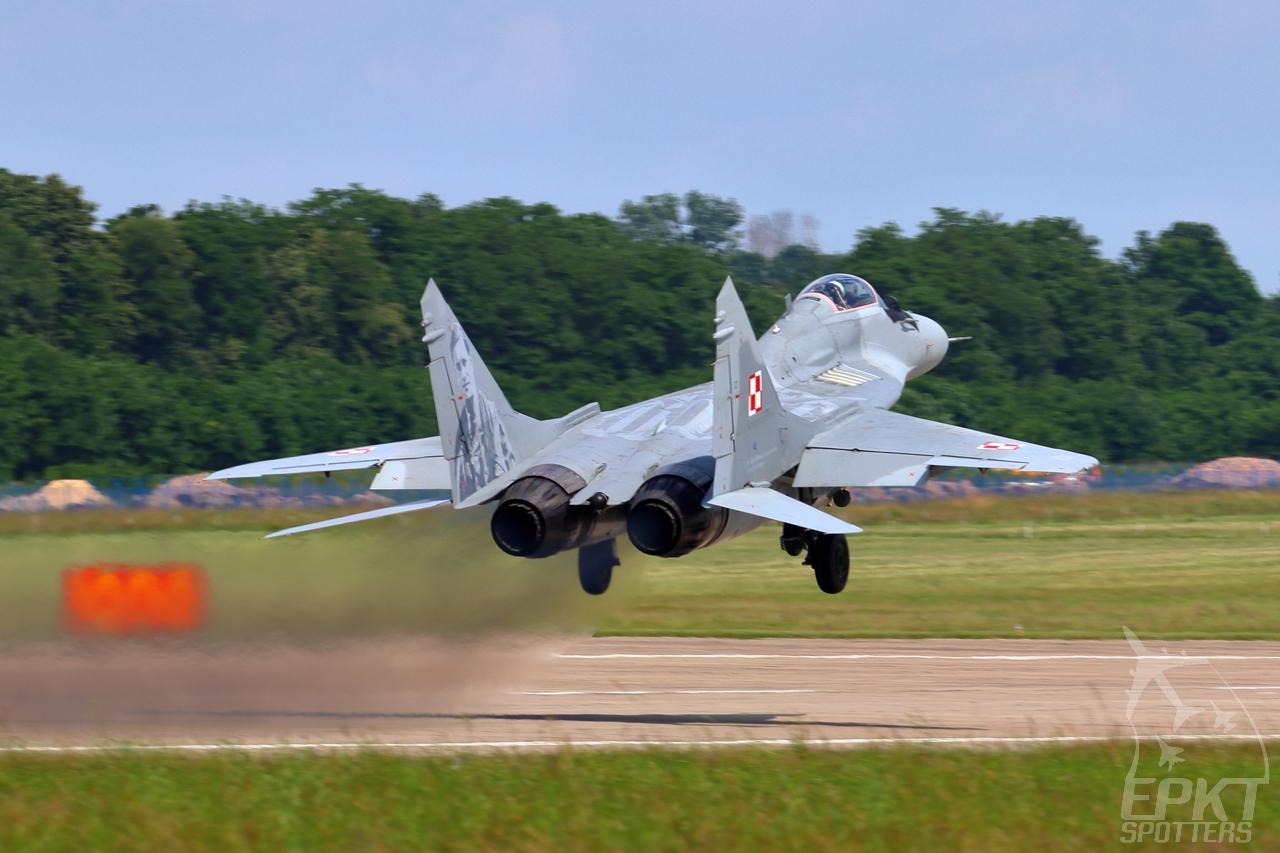 83 - Mikoyan Gurevich MiG-29 A Fulcrum (Poland - Air Force) / 23 Baza Lotnictwa Taktycznego - Minsk Mazowiecki Poland [EPMM/]