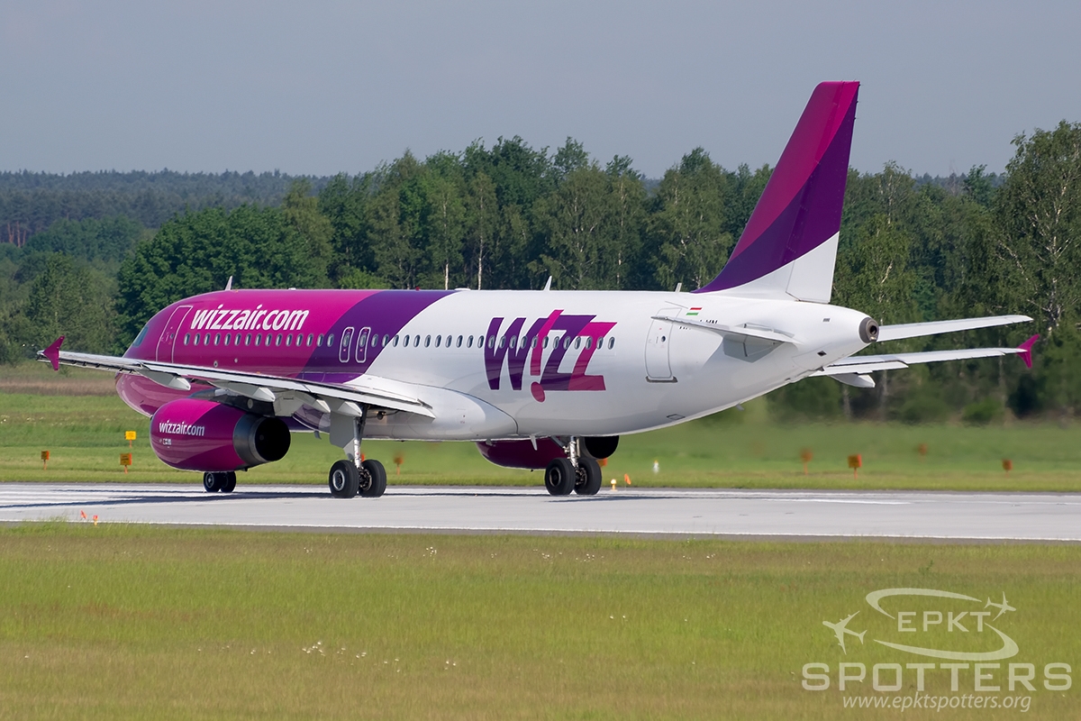 HA-LWN - Airbus A320 -232 (Wizz Air) / Pyrzowice - Katowice Poland [EPKT/KTW]