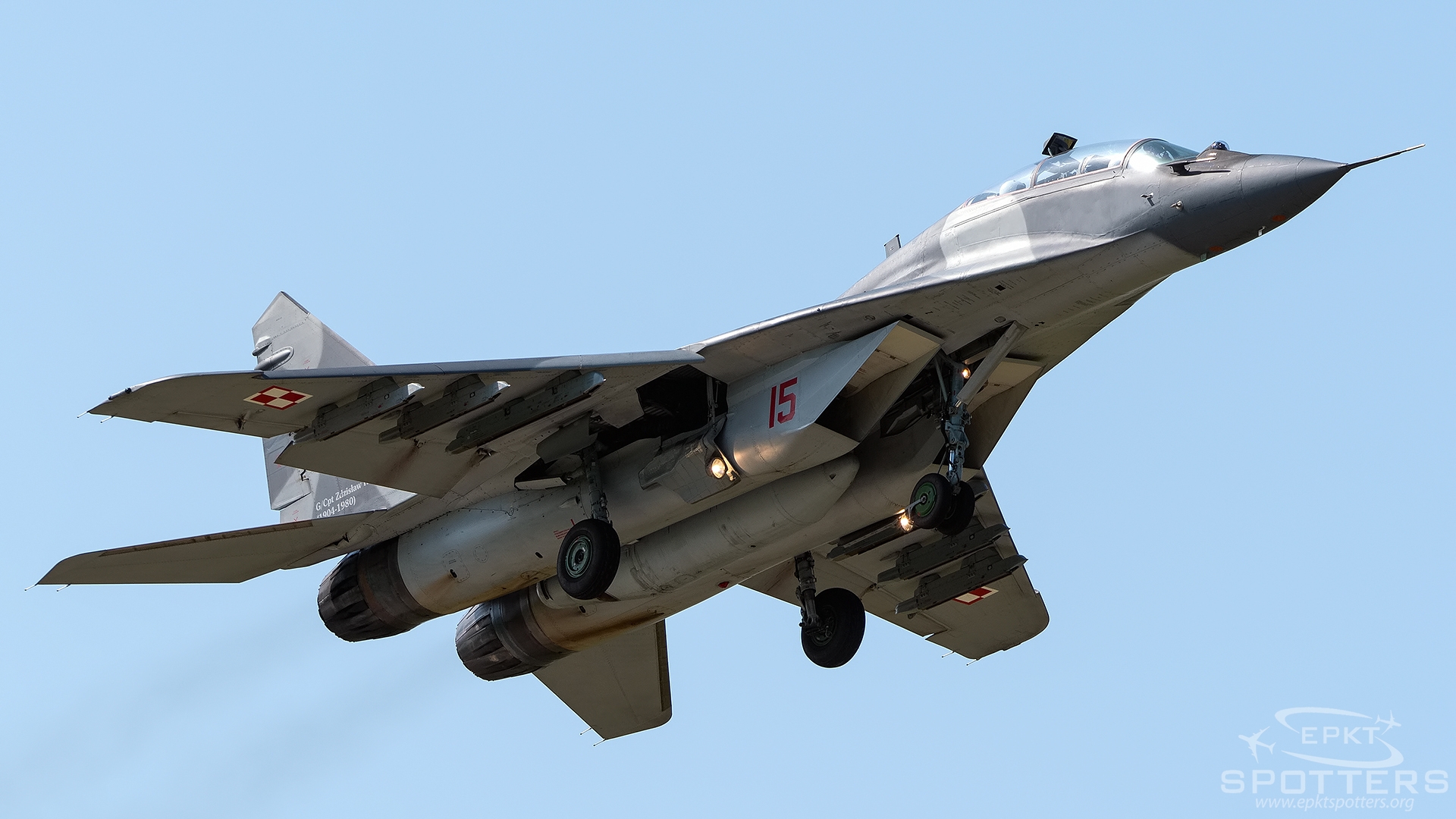 15 - Mikoyan Gurevich MiG-29 UB  (Poland - Air Force) / 23 Baza Lotnictwa Taktycznego - Minsk Mazowiecki Poland [EPMM/]