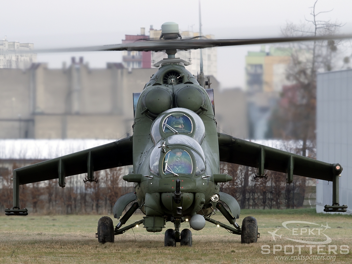 731 - Mil Mi-24 V Hind E (Poland - Army) / Gliwice - Gliwice Poland [EPGL/]