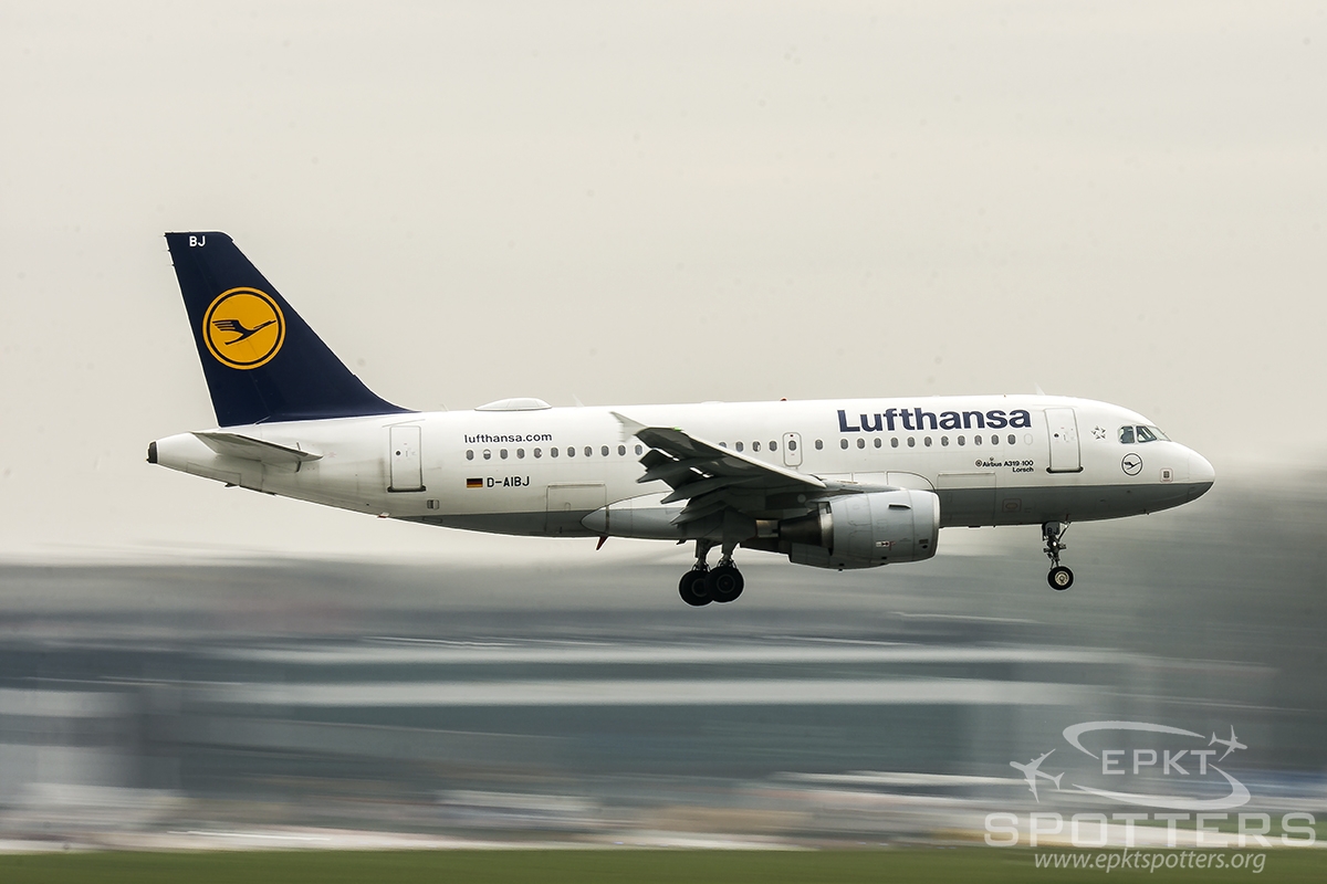D-AIBJ - Airbus A319 -112 (Lufthansa) / Balice - Krakow Poland [EPKK/KRK]