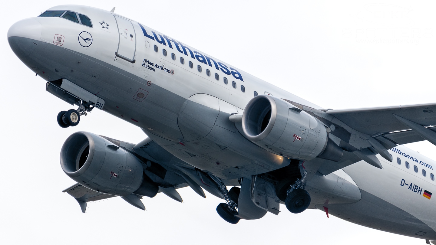 D-AIBH - Airbus A319 -112 (Lufthansa) / Balice - Krakow Poland [EPKK/KRK]