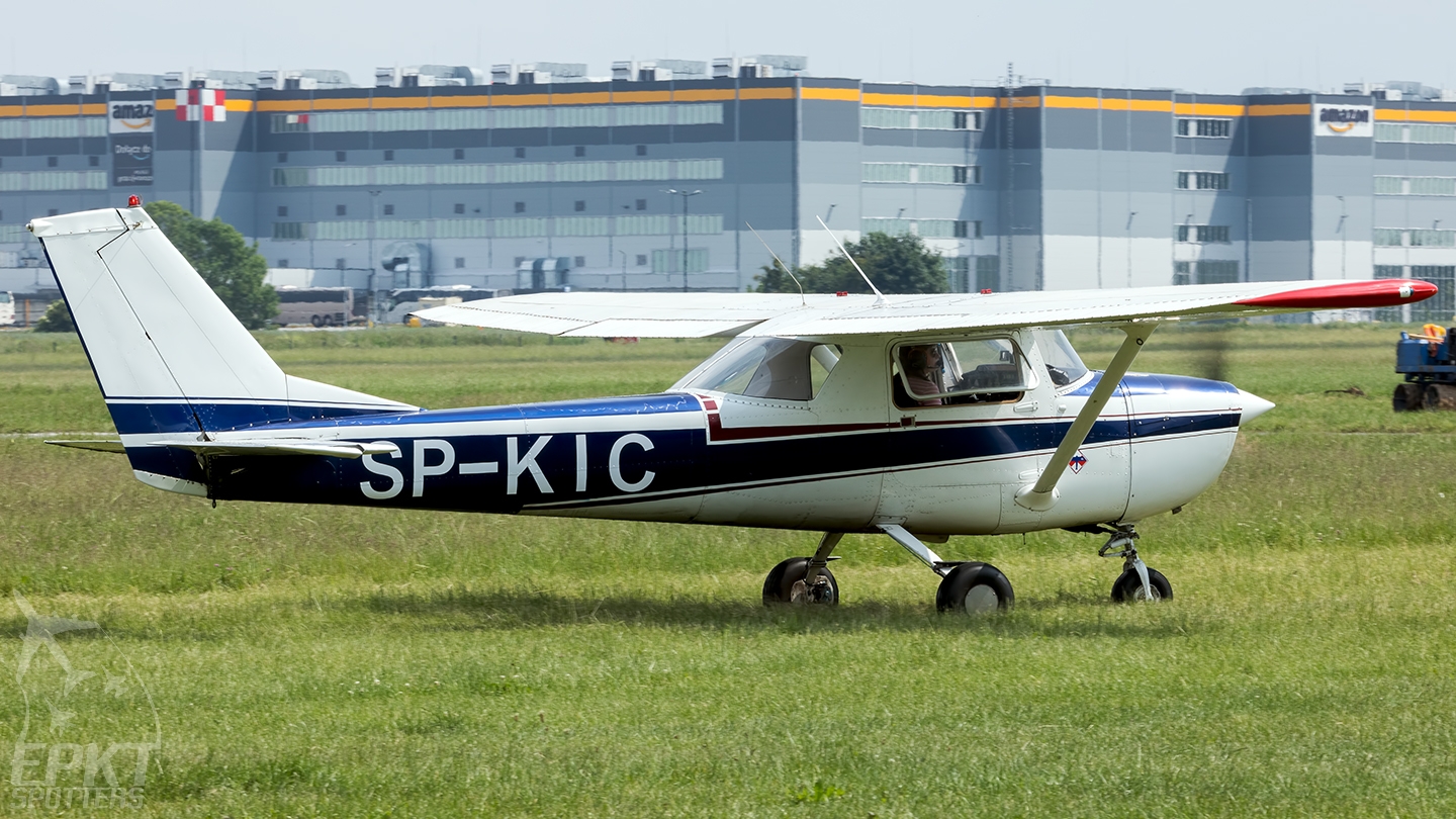 SP-KIC - Cessna 150 J (Aeroklub Podkarpacki) / Gliwice - Gliwice Poland [EPGL/]