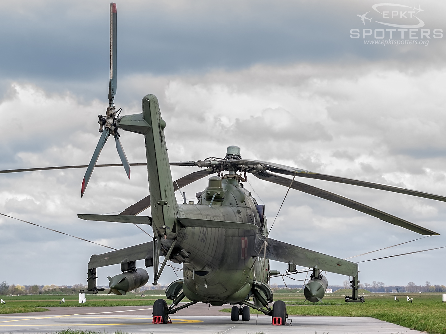 738 - Mil Mi-24 V Hind E (Poland - Army) / Inowroclaw - Inowroclaw Poland [EPIN/]
