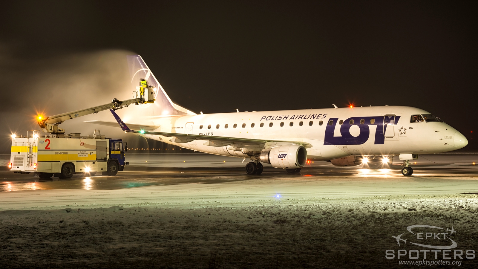 SP-LDG - Embraer 170 -100ST (LOT Polish Airlines) / Pyrzowice - Katowice Poland [EPKT/KTW]