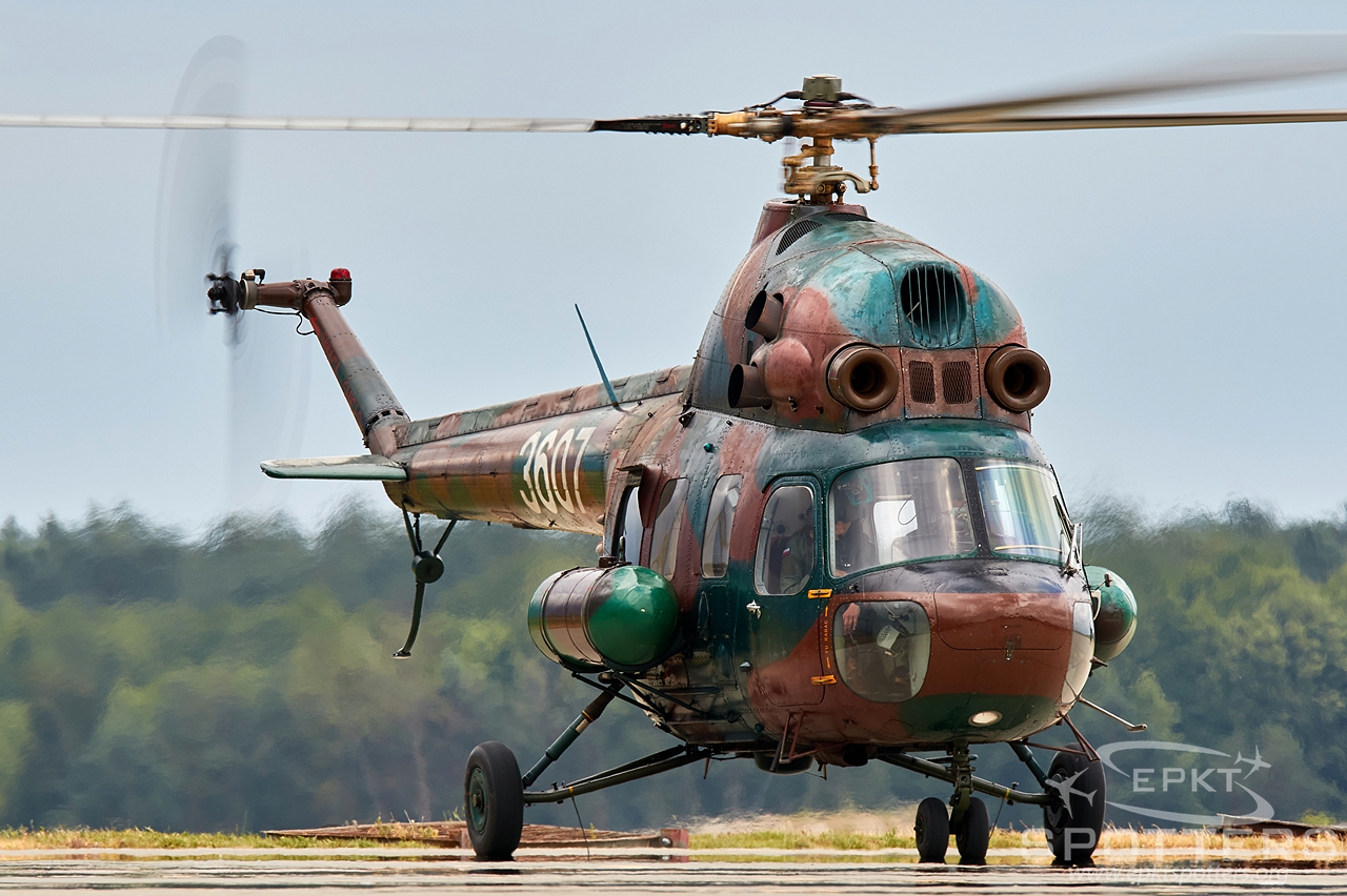 3607 - Mil Mi-2 T (Poland - Army) / Deblin - Deblin Poland [EPDE/]