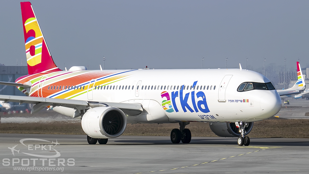 4X-AGK - Airbus A321 -251NX (Arkia) / Pyrzowice - Katowice Poland [EPKT/KTW]