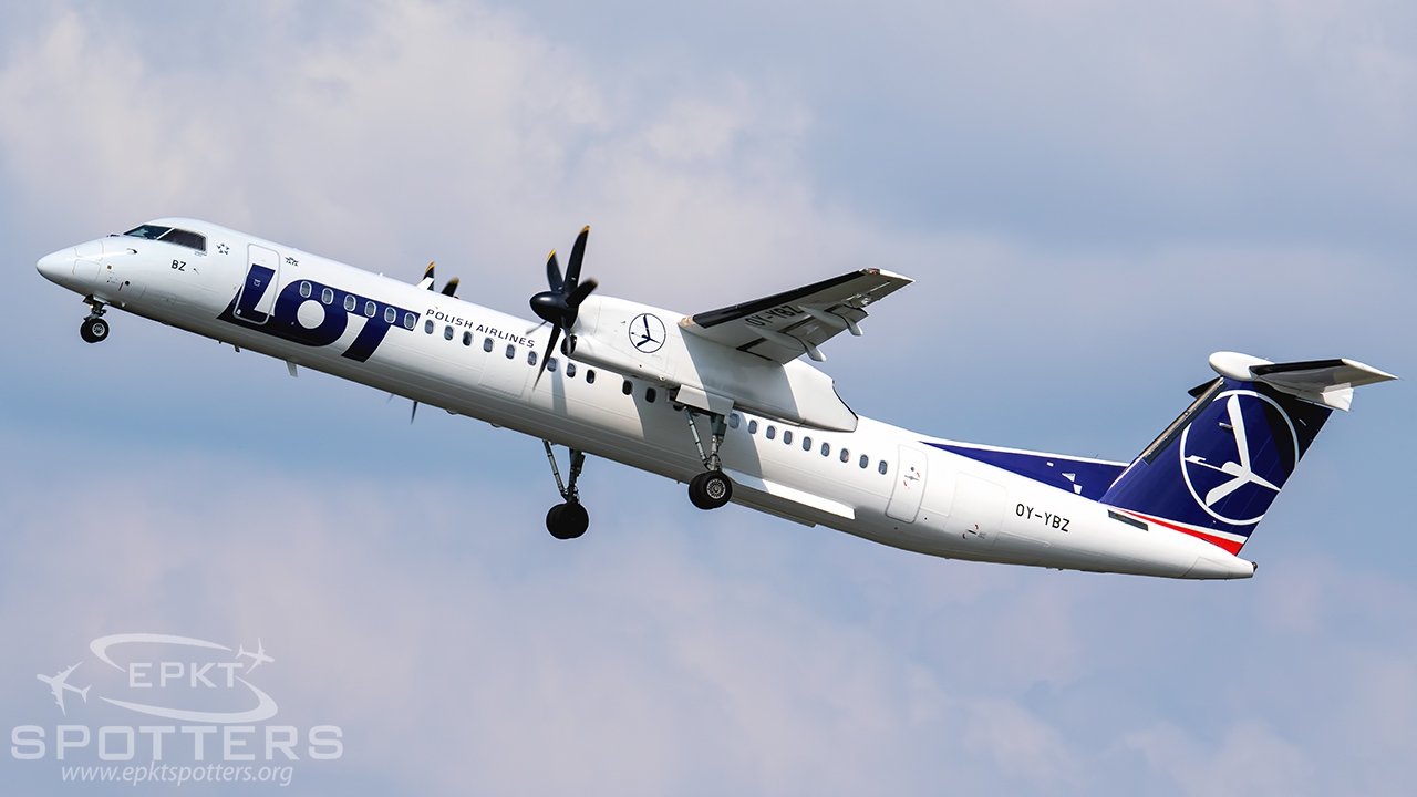 OY-YBZ - Bombardier Dash 8 -Q402 (LOT Polish Airlines (Nordic Aviation Capital)) / Chopin / Okecie - Warsaw Poland [EPWA/WAW]