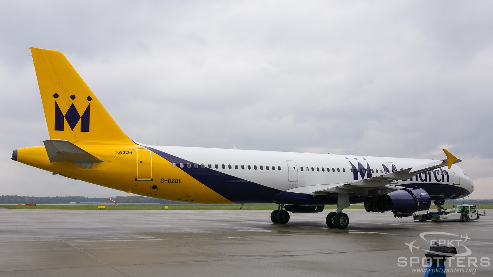 G-OZBL - Airbus A321 -231 (Monarch Airlines) / Leos Janacek Airport - Ostrava Czech Republic [LKMT/OSR]