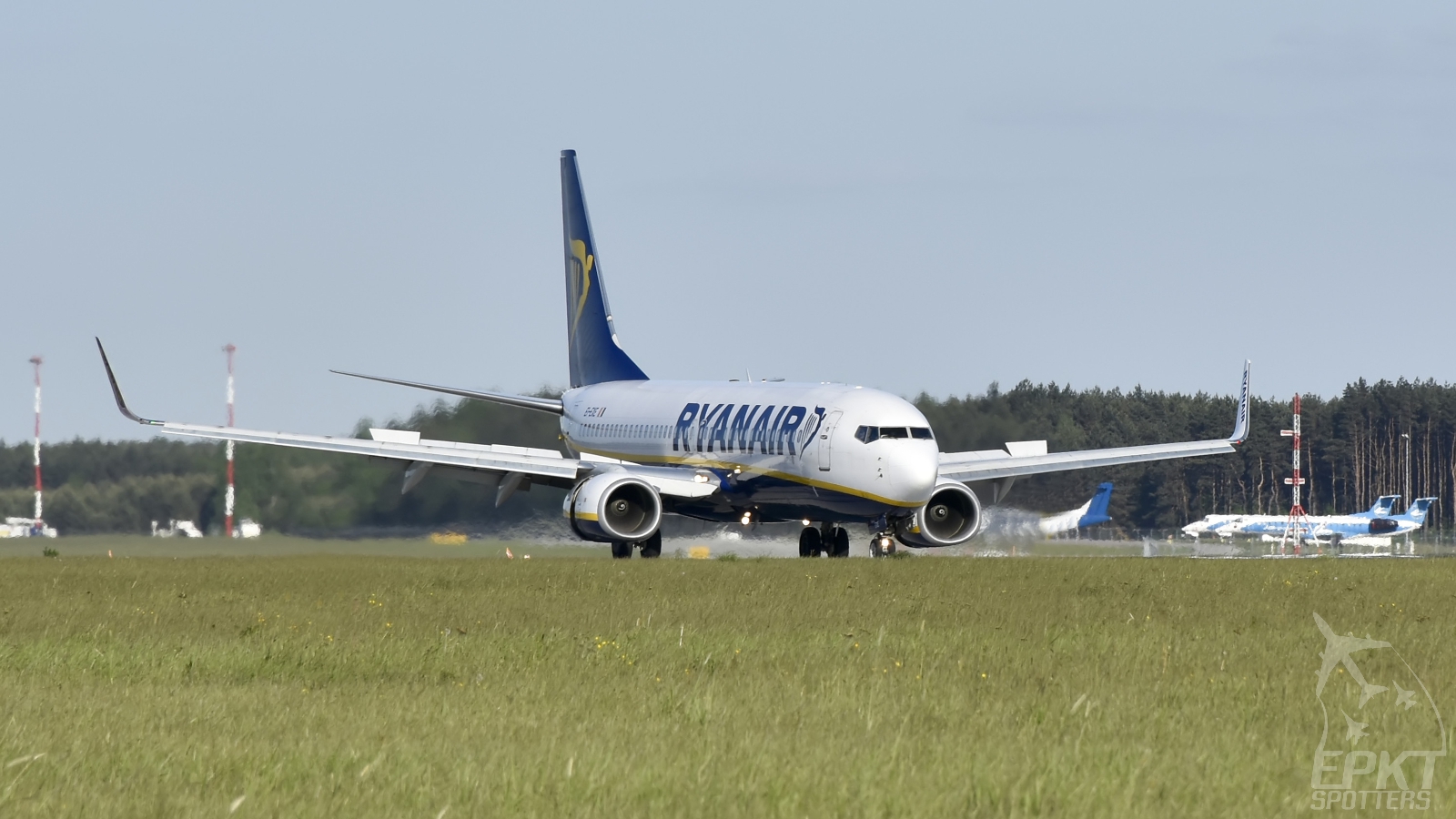 EI-EXE - Boeing 737 -8AS (Ryanair) / Pyrzowice - Katowice Poland [EPKT/KTW]