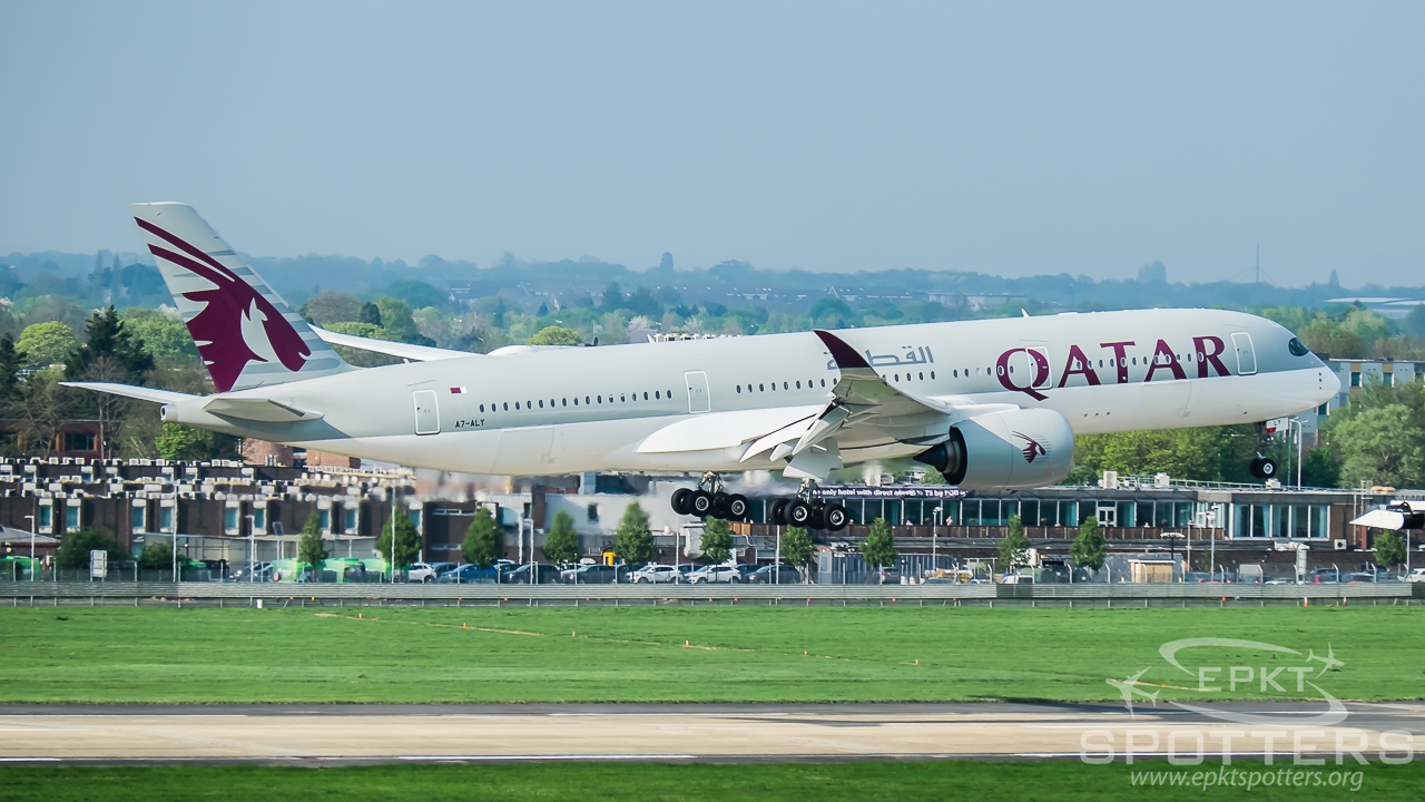 A7-ALY - Airbus 350 941 (Qatar Airways) / Heathrow - London United Kingdom [EGLL/LHR]