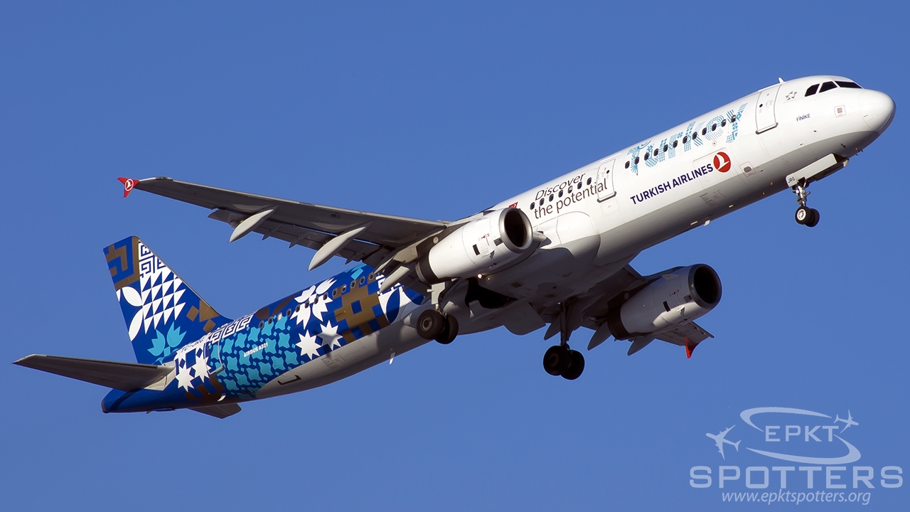 TC-JRG - Airbus A321 -231 (Turkish Airlines) / Chopin / Okecie - Warsaw Poland [EPWA/WAW]