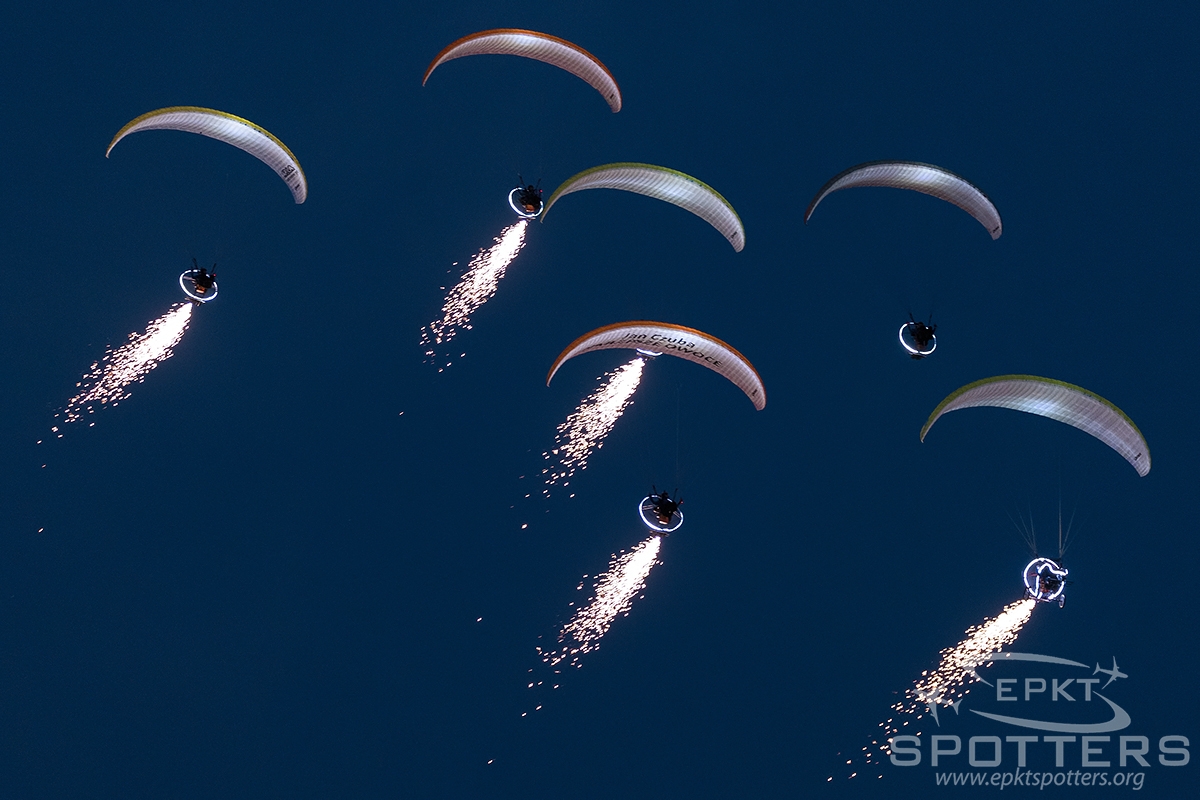 BRAK - Dudek Paragliders Snake 1.2 (The Flying Dragons) / Nowy Targ - Nowy Targ Poland [EPNT/]