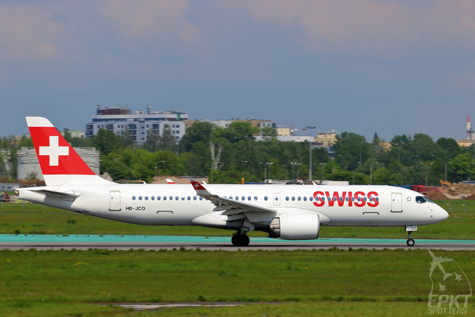 HB-JCO - Bombardier CS300 BD-500-1A11 (Swiss International Air Lines) / Chopin / Okecie - Warsaw Poland [EPWA/WAW]