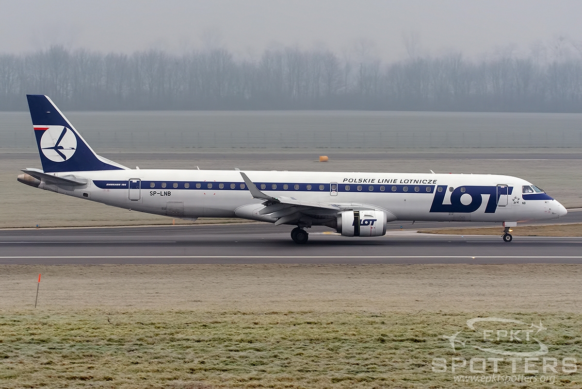 SP-LNB - Embraer 190 -200LR (LOT Polish Airlines) / Schwechat - Vienna Austria [LOWW/VIE]