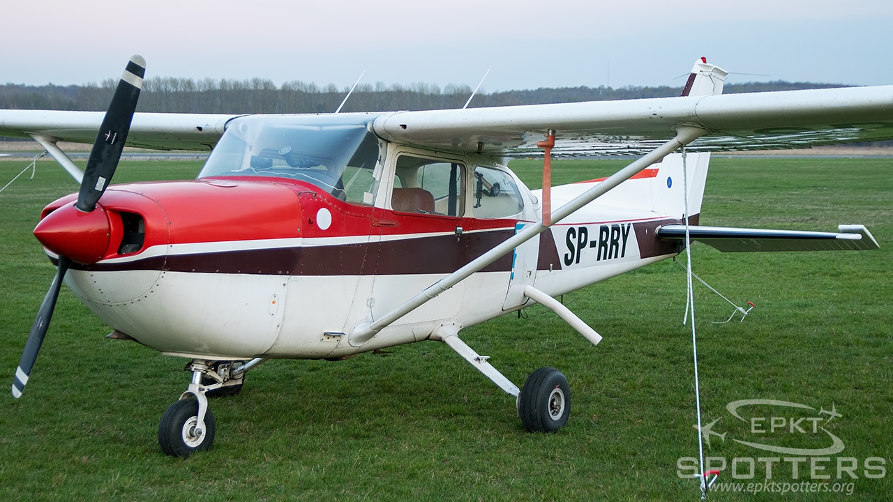 SP-RRY - Cessna 172 S Skyhawk SP (Private) / Muchowiec - Katowice Poland [EPKM/]