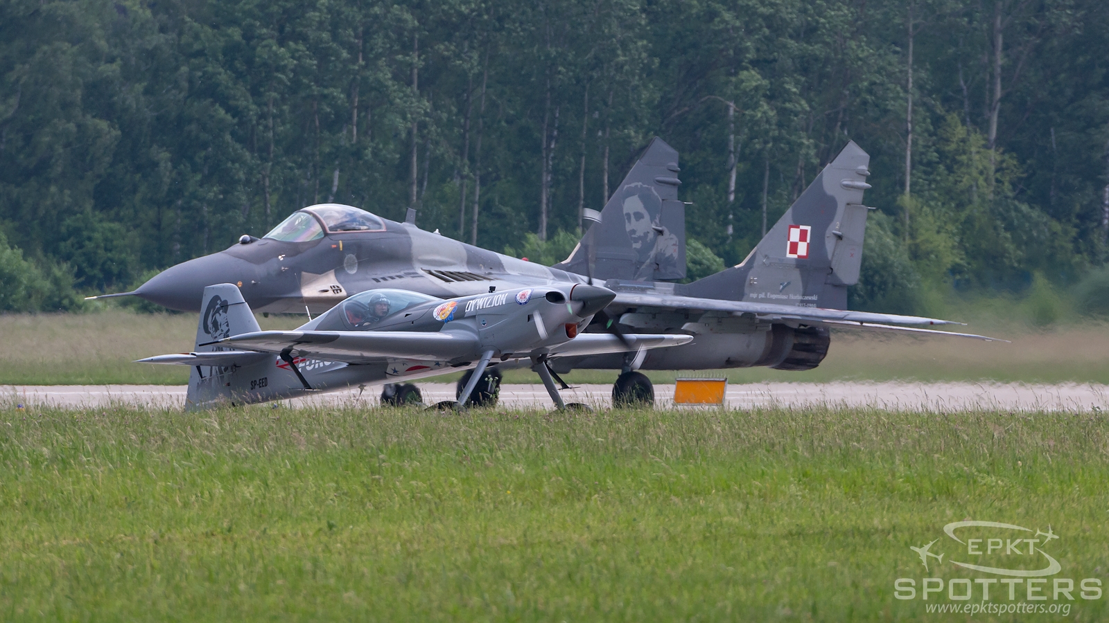 SP-EED - XtremeAir XA-41 (Sbach 300)  (Private) / 23 Baza Lotnictwa Taktycznego - Minsk Mazowiecki Poland [EPMM/]