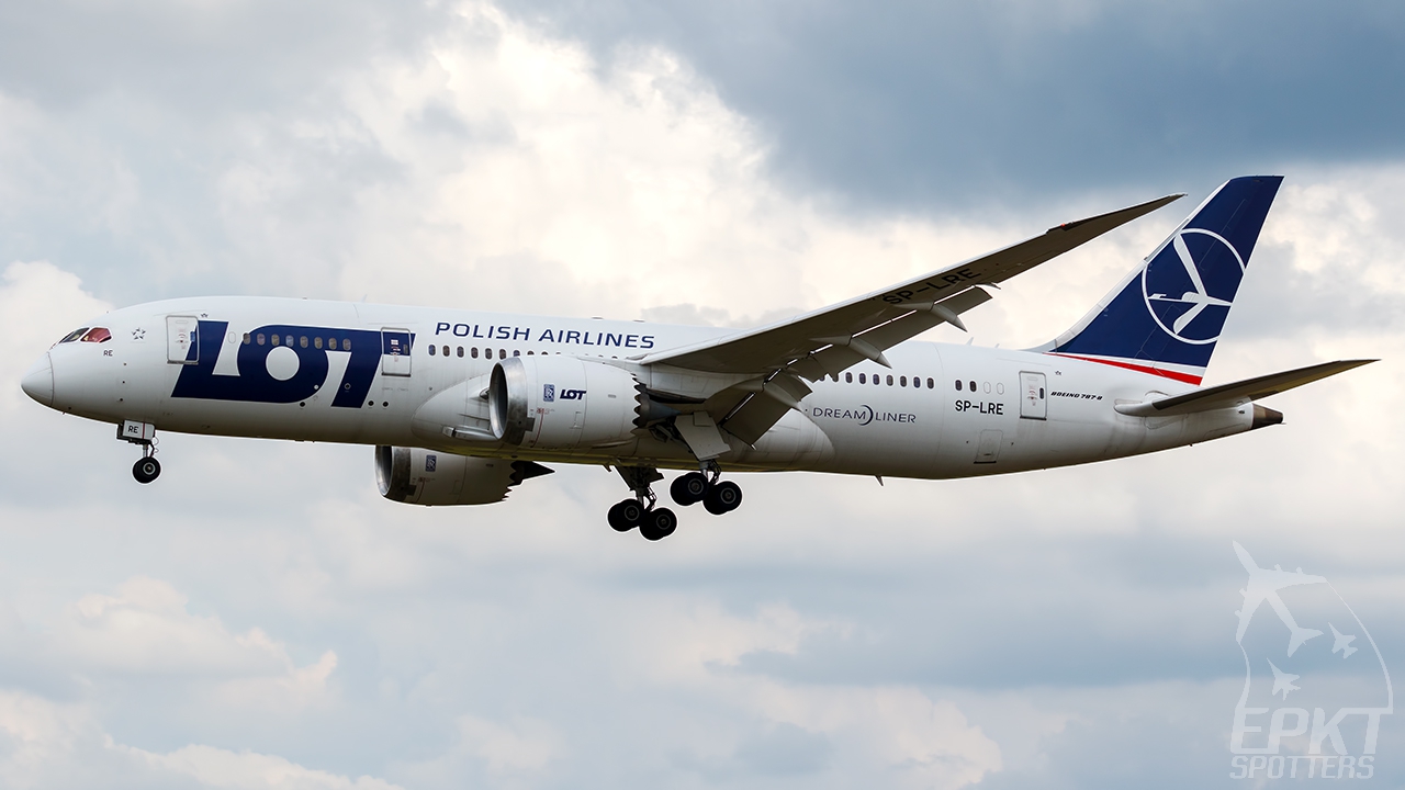 SP-LRE - Boeing 787 -85D Dreamliner (LOT Polish Airlines) / Pyrzowice - Katowice Poland [EPKT/KTW]