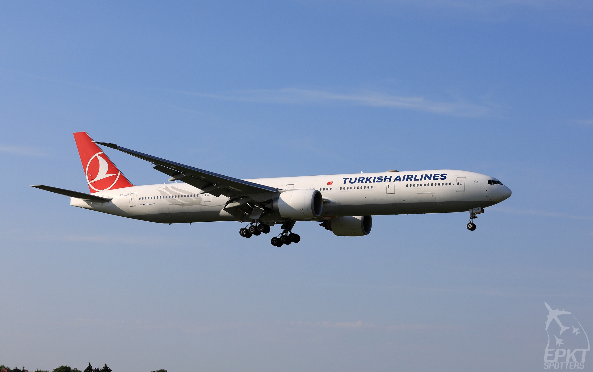 TC-LJG  - Boeing 777-300  (Turkish Airlines) / Chopin / Okecie - Warsaw Poland [EPWA/WAW]